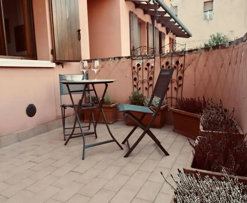 “Come A Casa” Ferrara Apartment